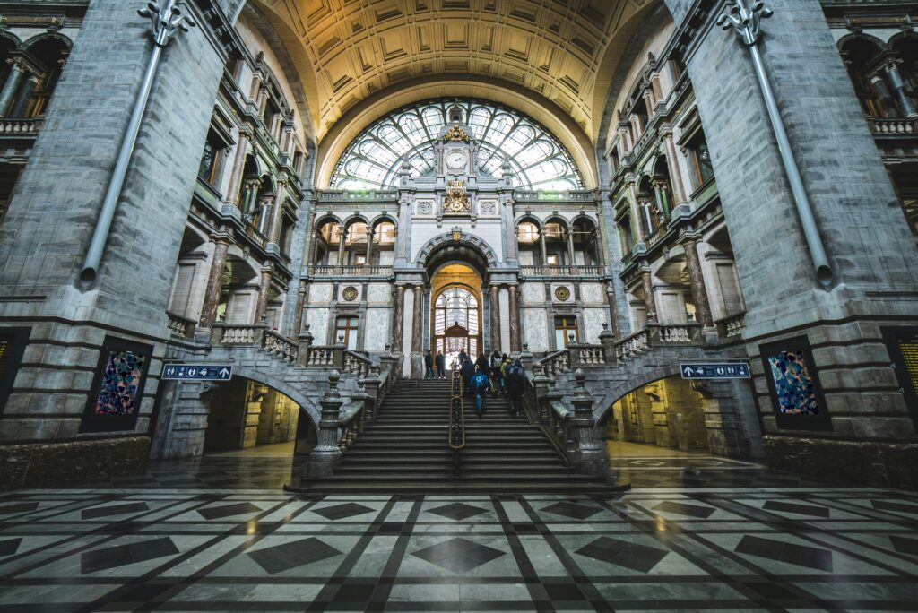 Antwerp: Kota Berlian yang Menyiapkan Sejuta Pesona di Dalamnya